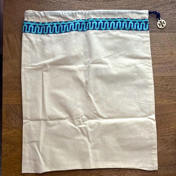 Tory Burch Handbags - Tory Burch Ivory Dust Bag with Blue Pattern